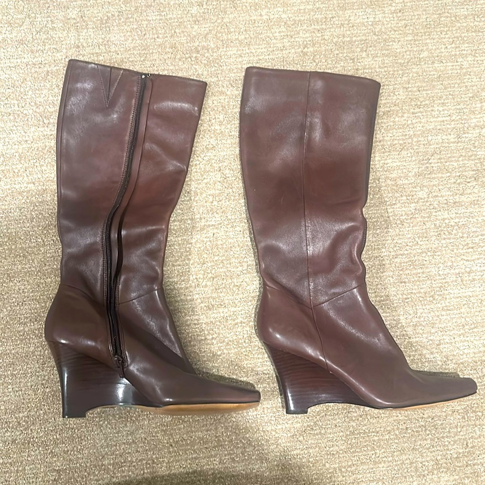 Anne Klein Brown Leather Wedge Boots - Size 8 women’s